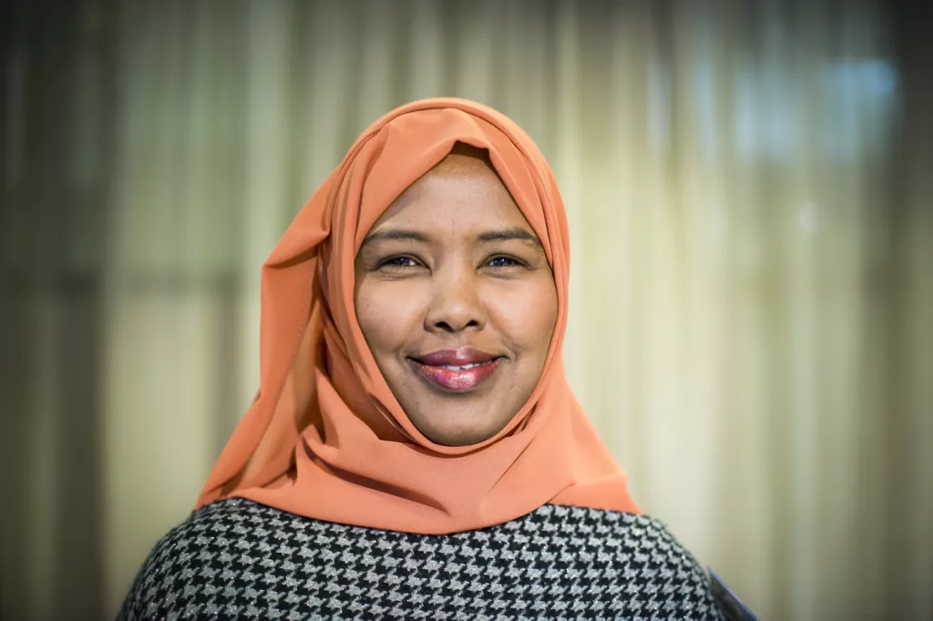 Rhoda Elmi is a pharmacist and has previously been pharmacy manager in Gothenburg.