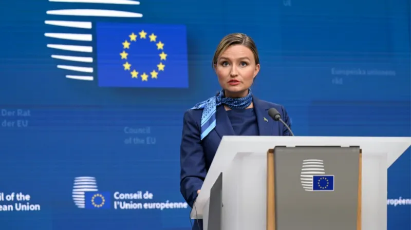 Ebba Busch på presskonferens i EU.